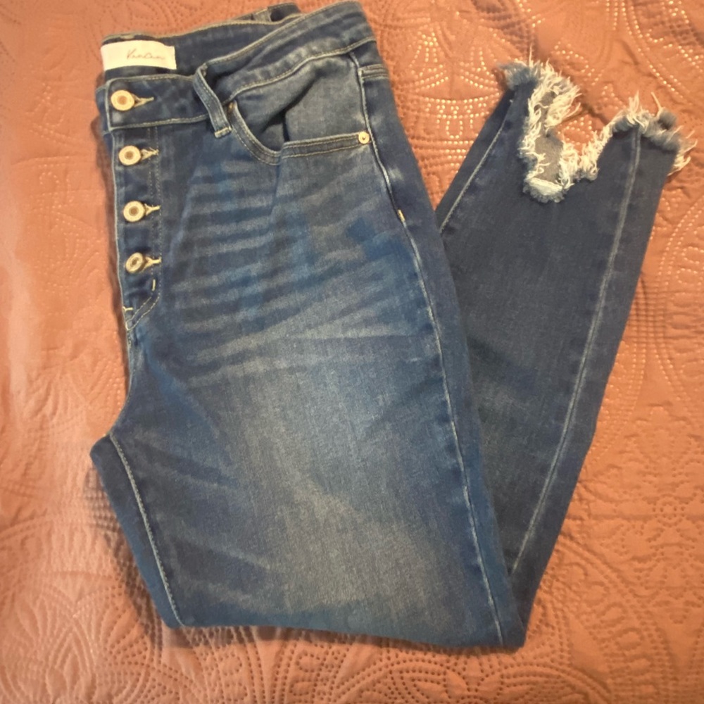 Kancan Shark Bite Jeans